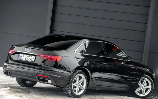 AUDI A4 Limousine 