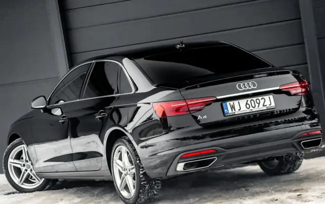 AUDI A4 Limousine 