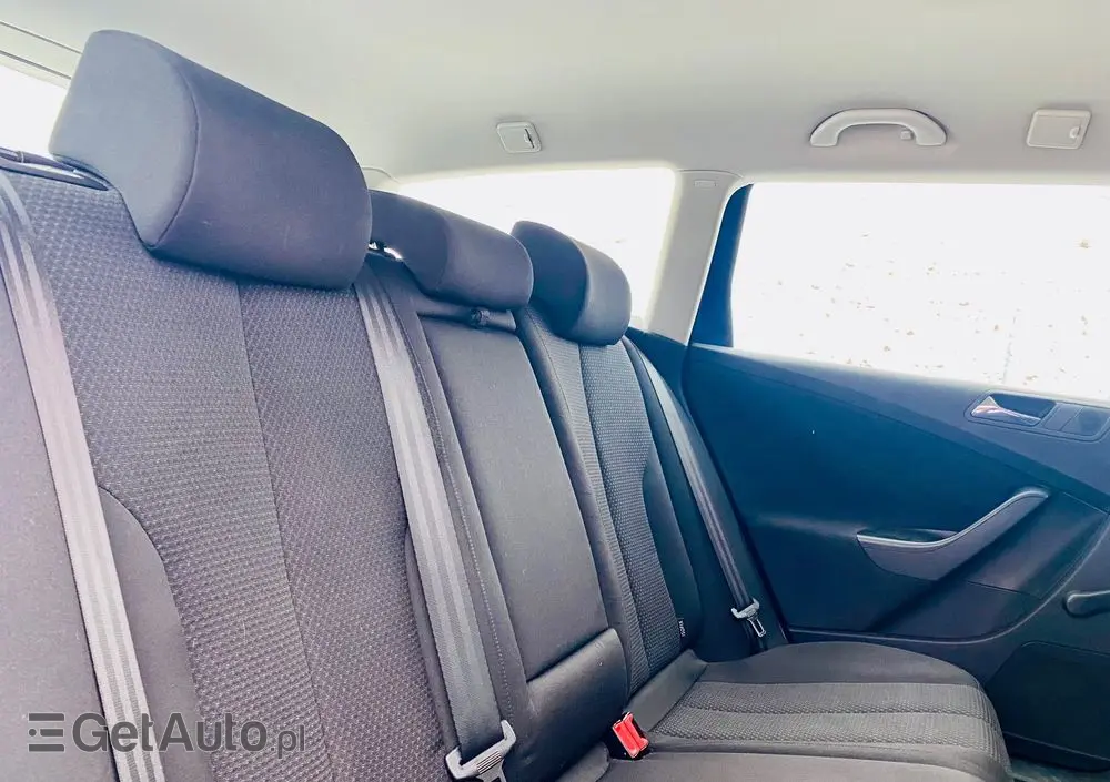 VOLKSWAGEN Passat Variant 1.9 TDI Comfortline