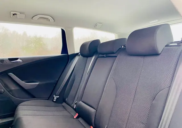 VOLKSWAGEN Passat Variant 1.9 TDI Comfortline