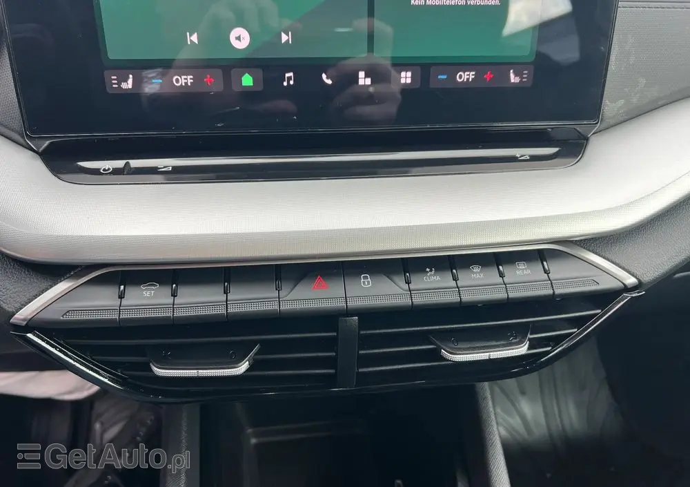 SKODA Octavia 1.5 TSI Selection