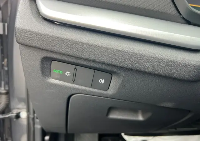 SKODA Octavia 1.5 TSI Selection