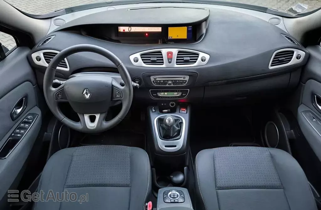 RENAULT Scenic 