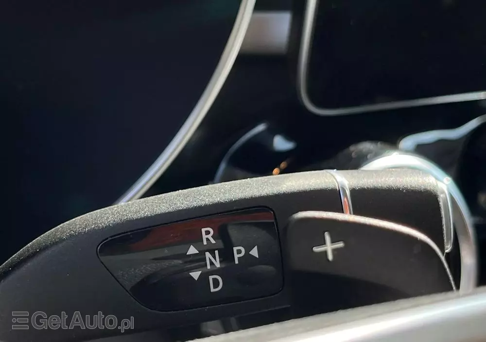 MERCEDES-BENZ GLC 220 d 4-Matic