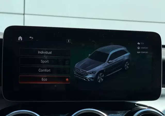 MERCEDES-BENZ GLC 220 d 4-Matic