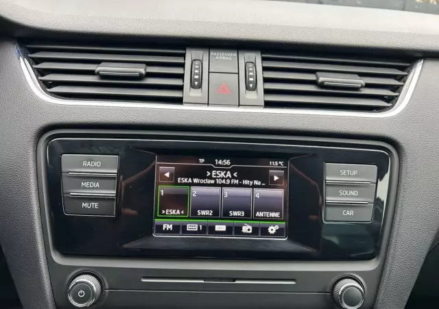 SKODA Octavia Combi 2.0 TDI DSG Edition