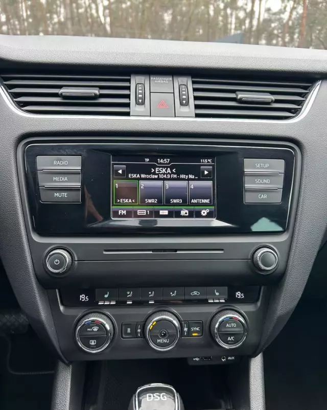 SKODA Octavia Combi 2.0 TDI DSG Edition