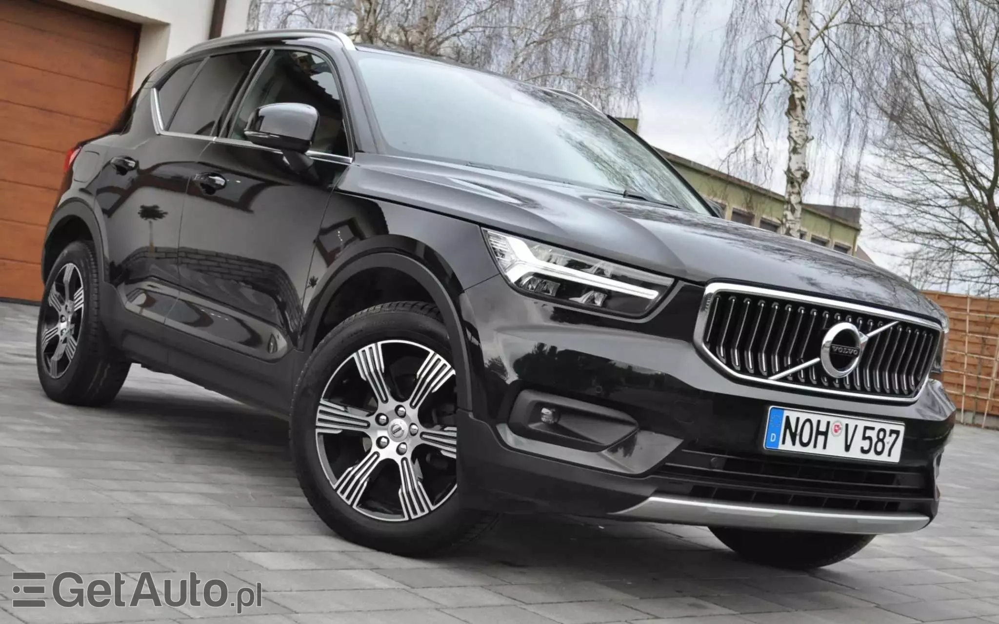 VOLVO XC 40 D3 AWD Momentum Pro
