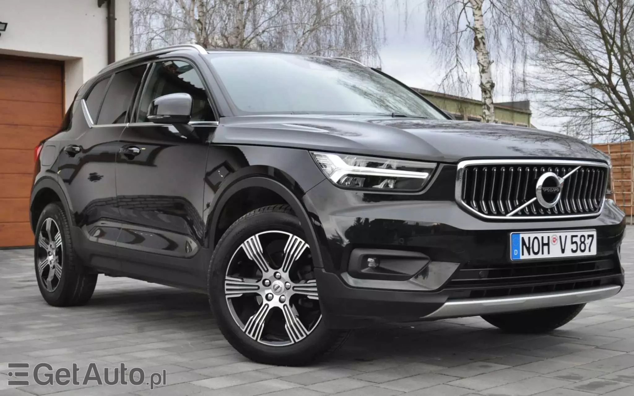 VOLVO XC 40 D3 AWD Momentum Pro