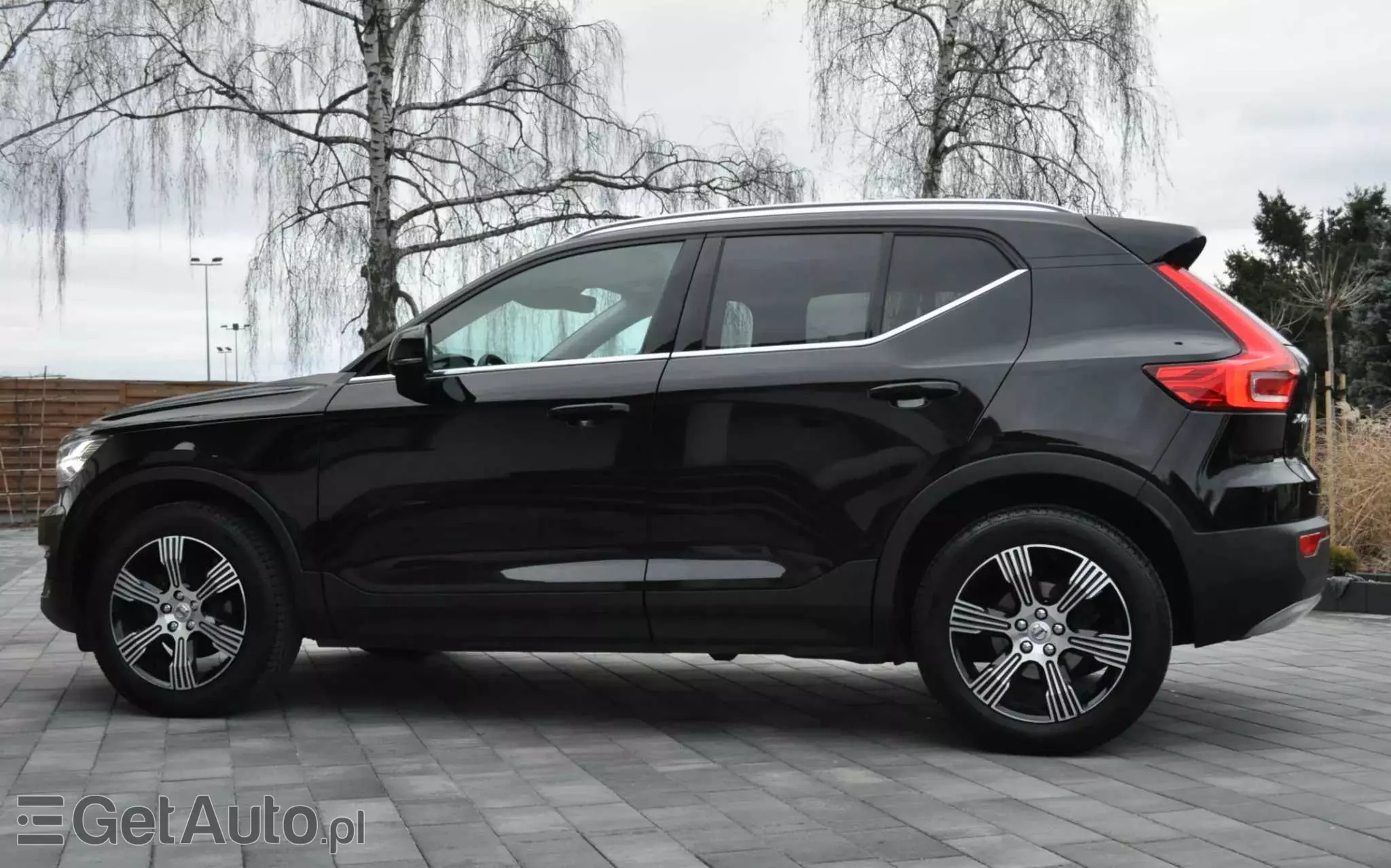 VOLVO XC 40 D3 AWD Momentum Pro