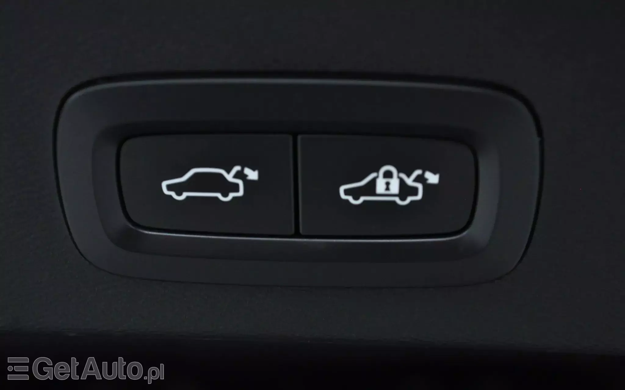 VOLVO XC 40 D3 AWD Momentum Pro