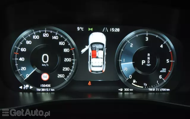 VOLVO XC 40 D3 AWD Momentum Pro