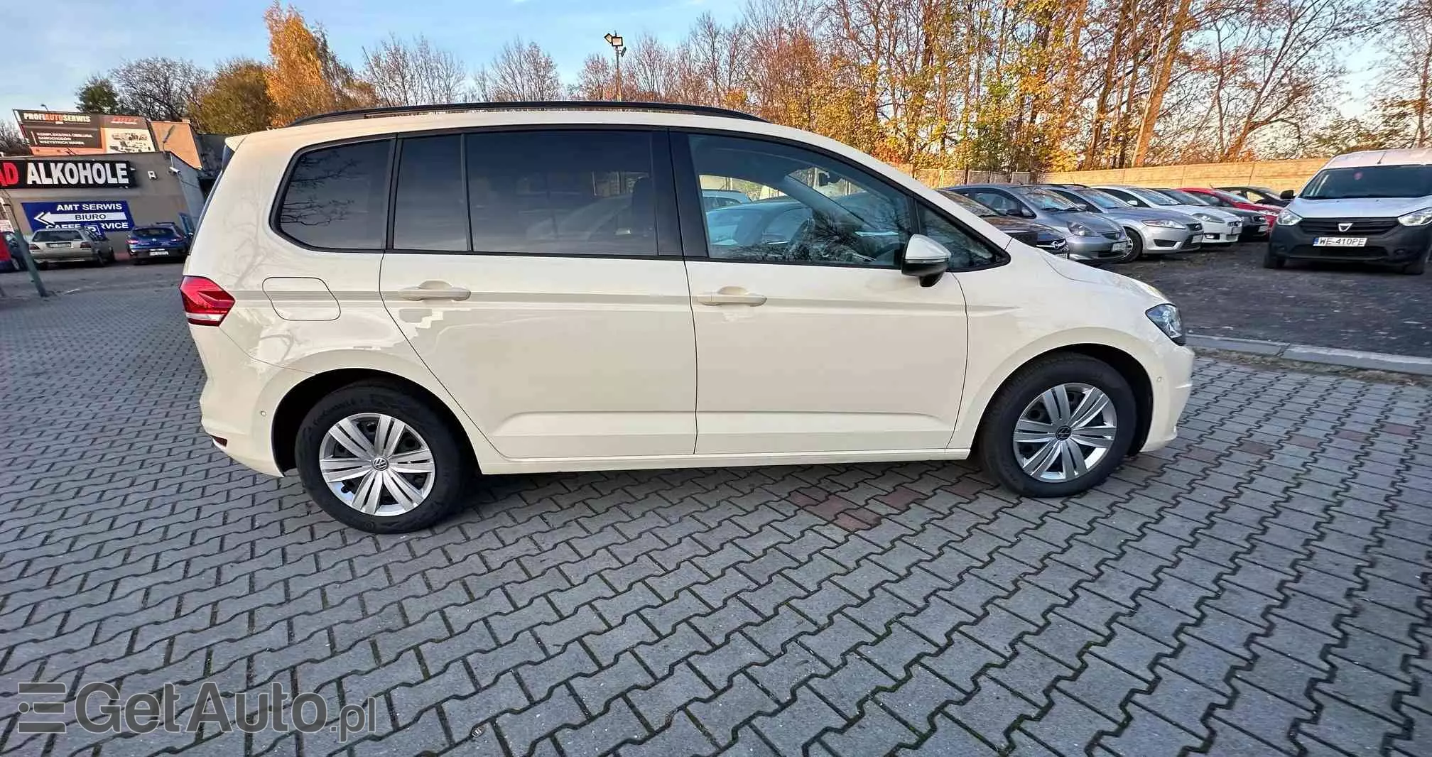 VOLKSWAGEN Touran 