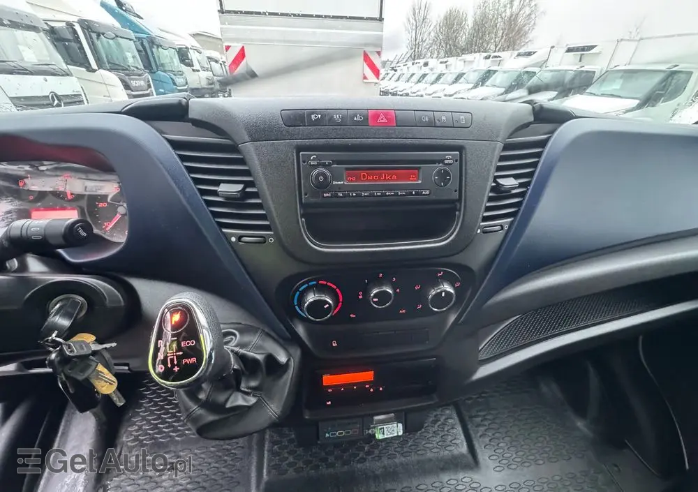 IVECO 72c18 ,70C17,,72C18,,70C15,,50C15,,50C17,,35C13,,35C14,,35C15 