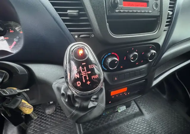 IVECO 72c18 ,70C17,,72C18,,70C15,,50C15,,50C17,,35C13,,35C14,,35C15 