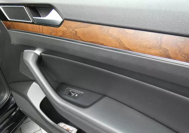 VOLKSWAGEN Passat 2.0 TDI BMT Highline DSG7