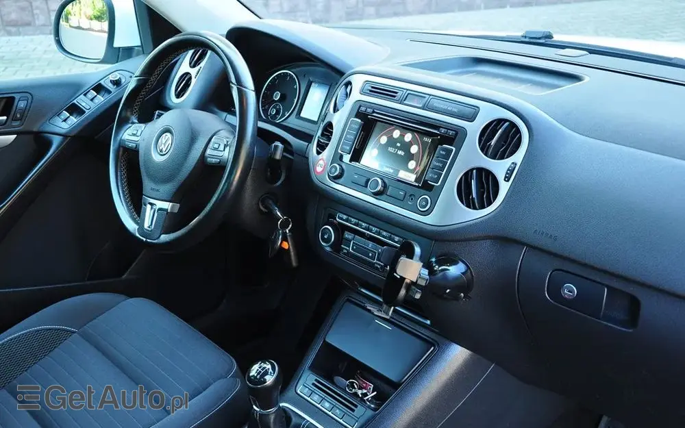 VOLKSWAGEN Tiguan 2.0 TDI DPF BlueMotion Technology Cup Sport & Style