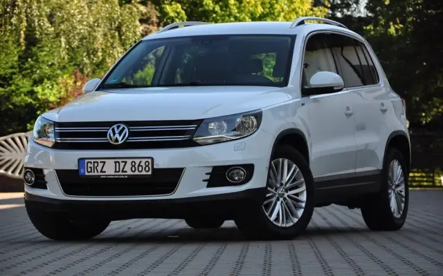 VOLKSWAGEN Tiguan 2.0 TDI DPF BlueMotion Technology Cup Sport & Style