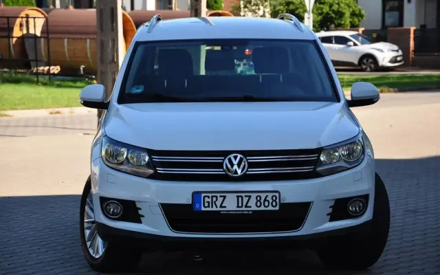 VOLKSWAGEN Tiguan 2.0 TDI DPF BlueMotion Technology Cup Sport & Style