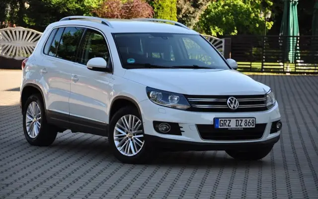 VOLKSWAGEN Tiguan 2.0 TDI DPF BlueMotion Technology Cup Sport & Style