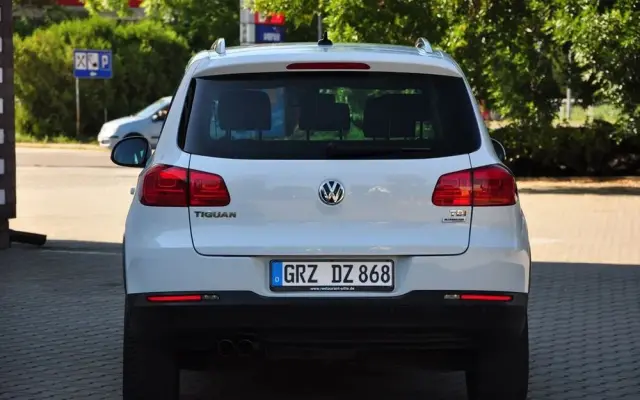 VOLKSWAGEN Tiguan 2.0 TDI DPF BlueMotion Technology Cup Sport & Style
