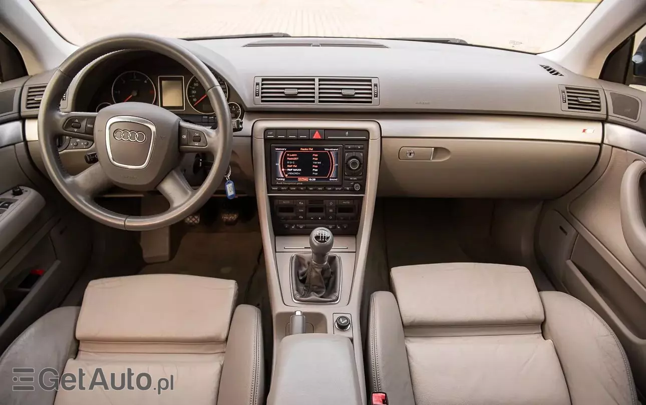 AUDI A4 Avant 2.0 TDI DPF S line Sportpaket (plus)