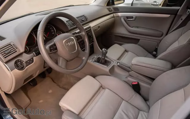 AUDI A4 Avant 2.0 TDI DPF S line Sportpaket (plus)