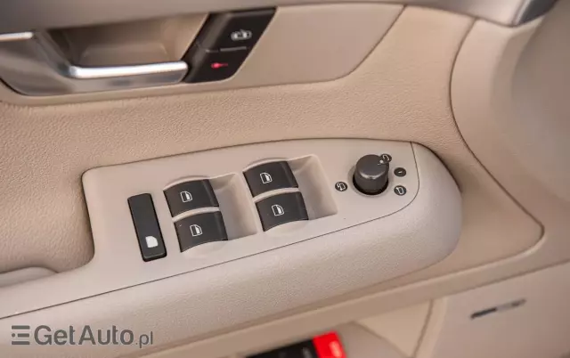 AUDI A4 Avant 2.0 TDI DPF S line Sportpaket (plus)