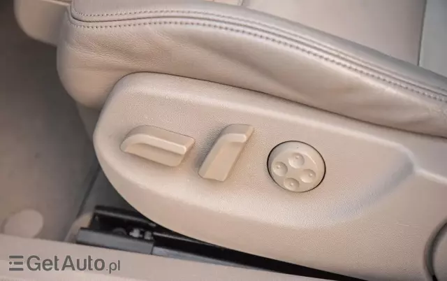 AUDI A4 Avant 2.0 TDI DPF S line Sportpaket (plus)