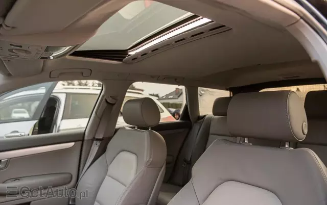 AUDI A4 Avant 2.0 TDI DPF S line Sportpaket (plus)