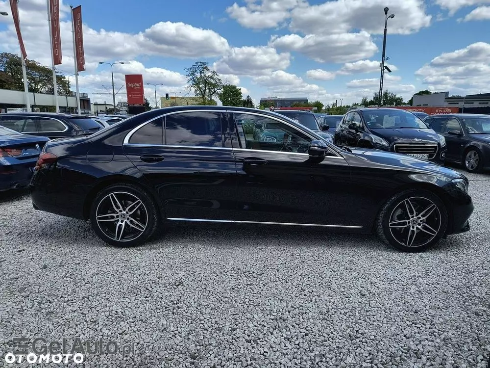 MERCEDES-BENZ Klasa E 