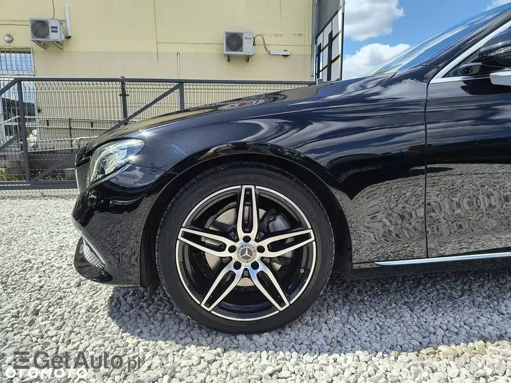 MERCEDES-BENZ Klasa E 