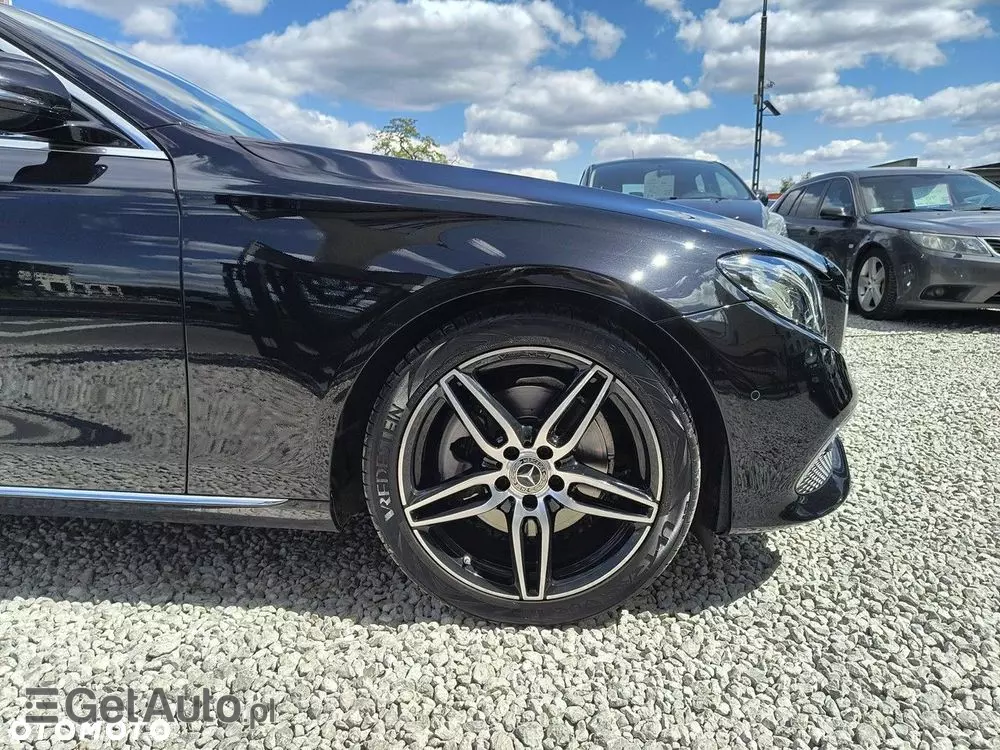 MERCEDES-BENZ Klasa E 