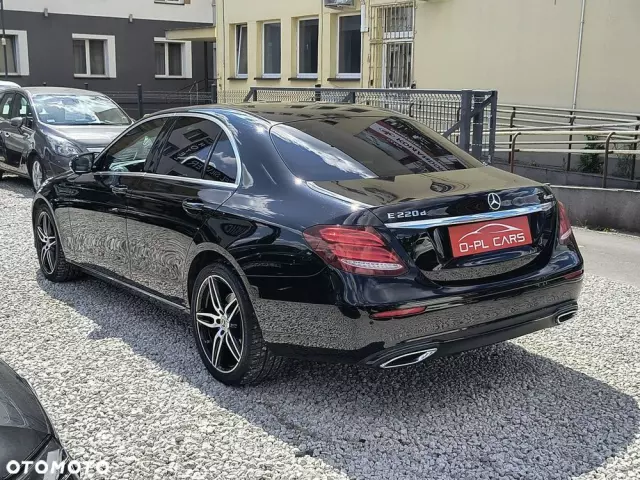 MERCEDES-BENZ Klasa E 