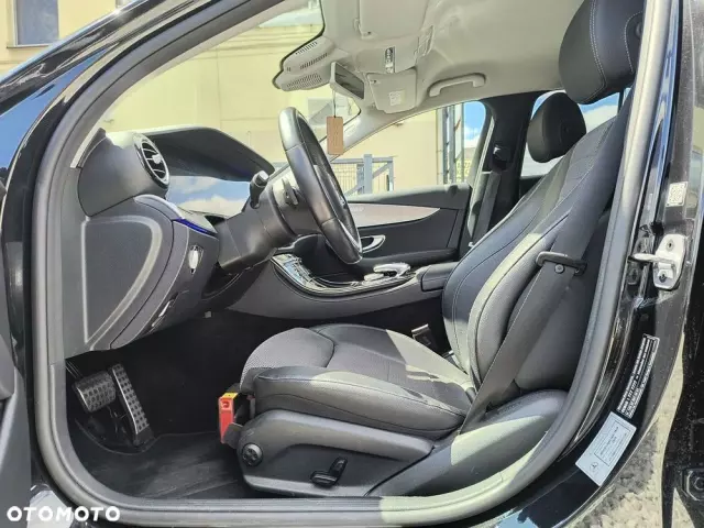 MERCEDES-BENZ Klasa E 