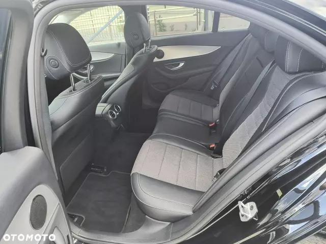 MERCEDES-BENZ Klasa E 