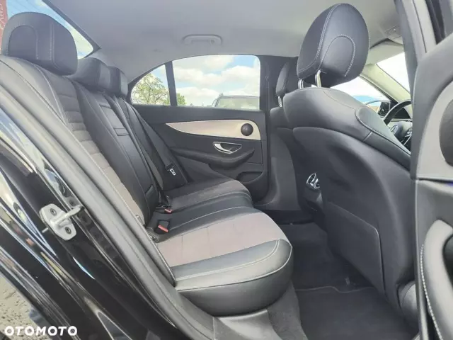 MERCEDES-BENZ Klasa E 