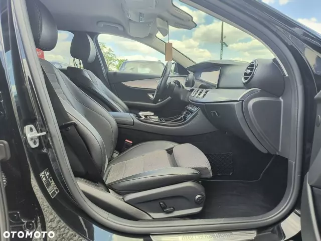 MERCEDES-BENZ Klasa E 