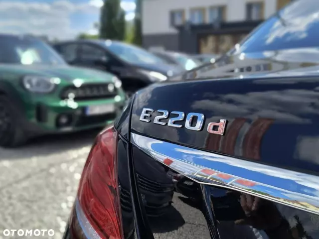 MERCEDES-BENZ Klasa E 