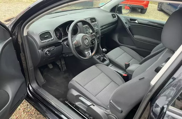 VOLKSWAGEN Golf 1.4 (80 KM)