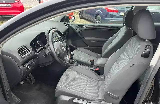 VOLKSWAGEN Golf 1.4 (80 KM)