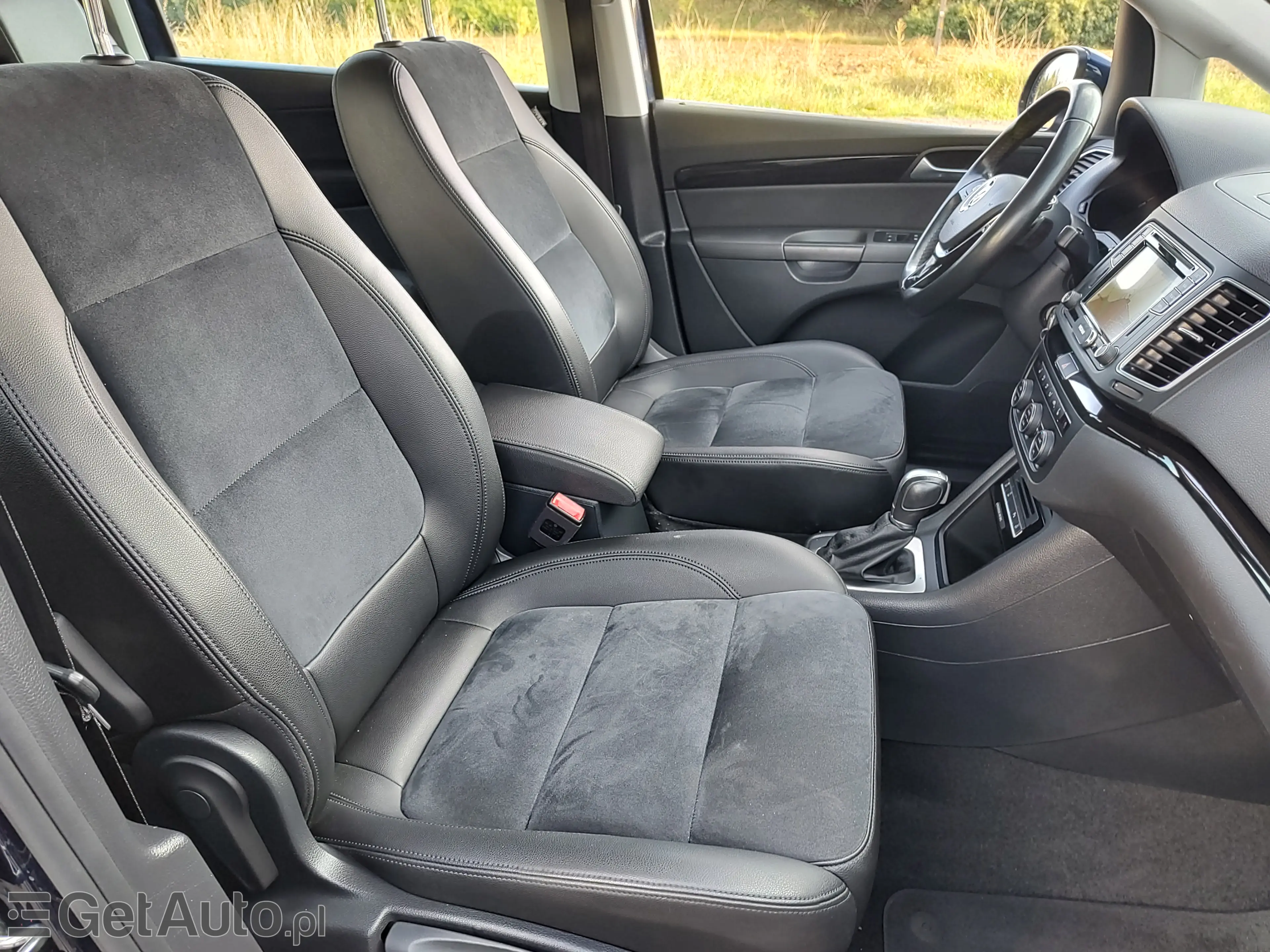 VOLKSWAGEN Sharan Highline DSG