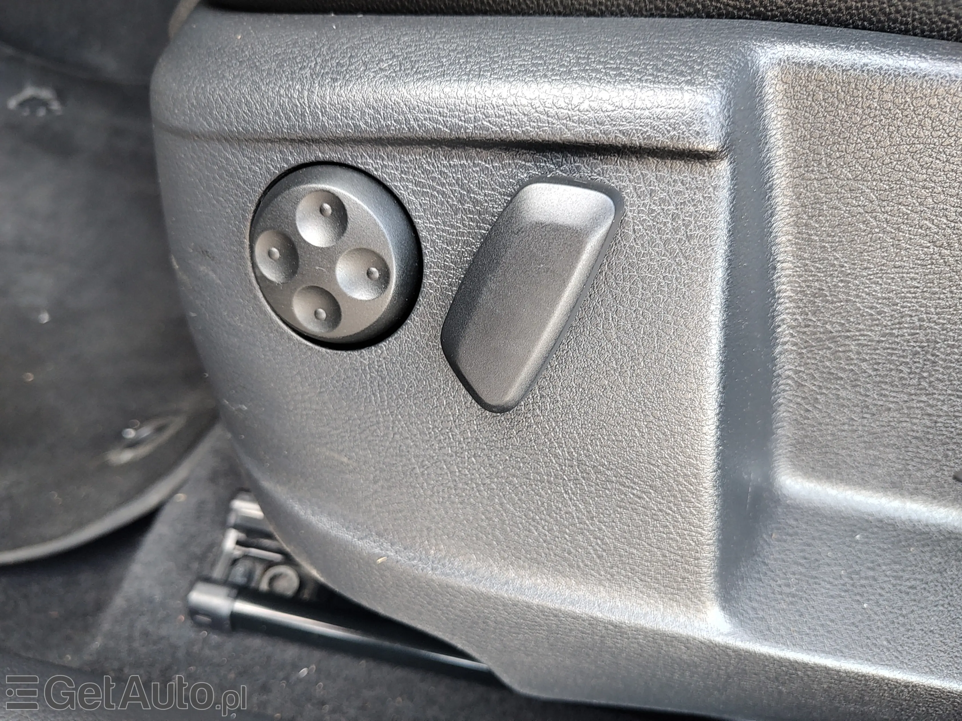 VOLKSWAGEN Sharan Highline DSG