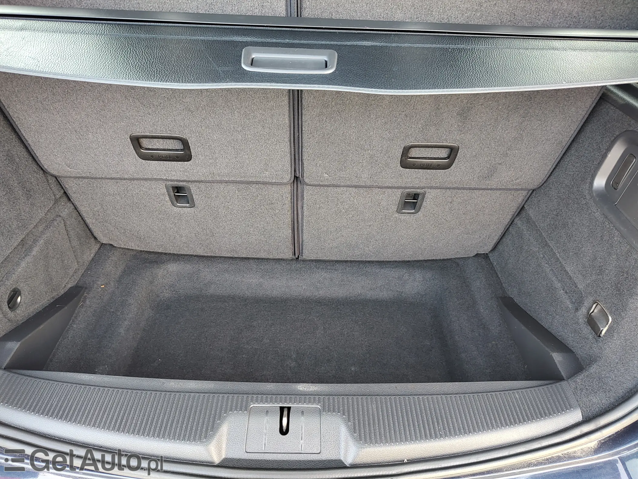 VOLKSWAGEN Sharan Highline DSG