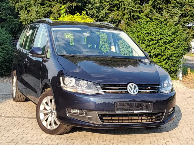 VOLKSWAGEN Sharan Highline DSG