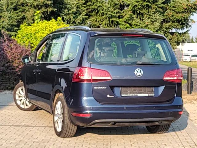 VOLKSWAGEN Sharan Highline DSG