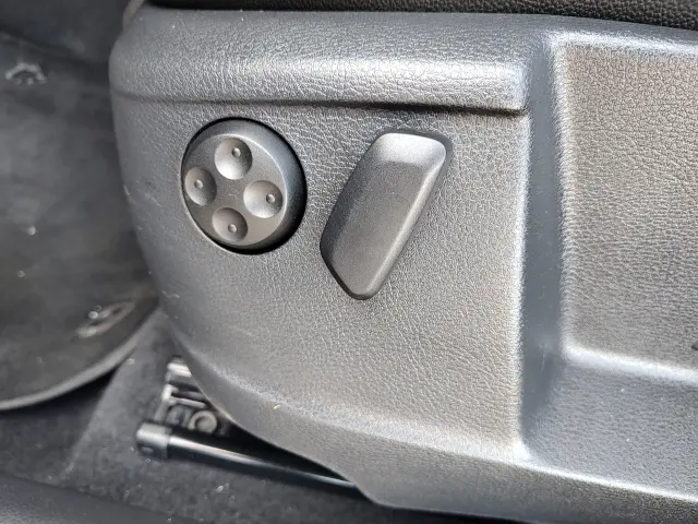 VOLKSWAGEN Sharan Highline DSG