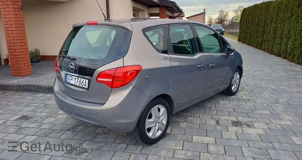 OPEL Meriva 