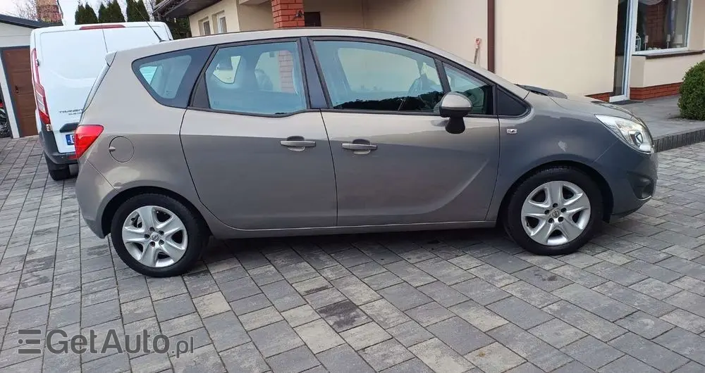 OPEL Meriva 