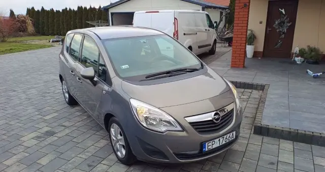 OPEL Meriva 